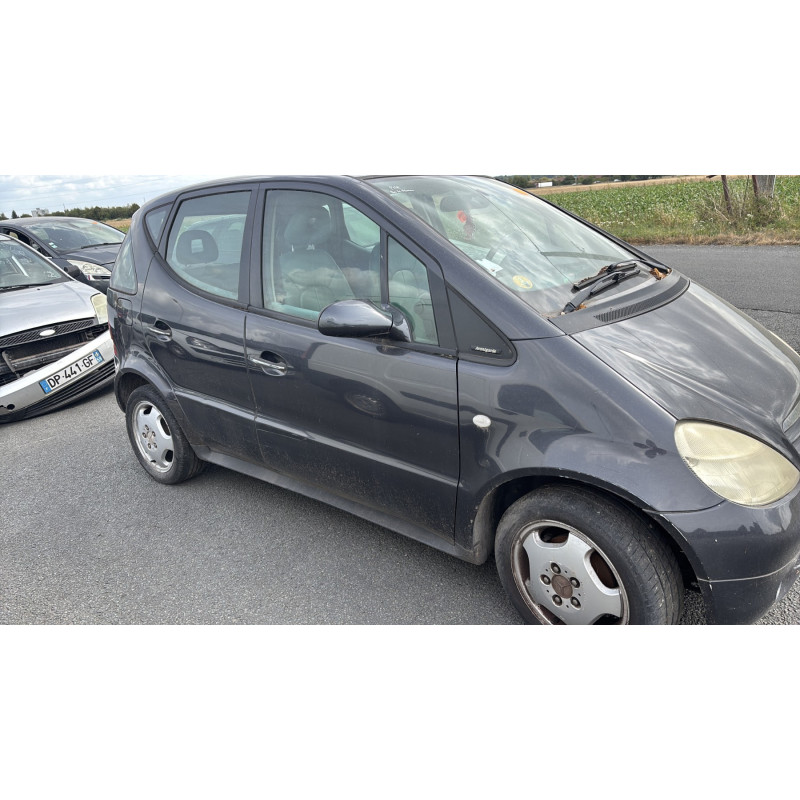 Capot MERCEDES CLASSE A 168 Photo n°13