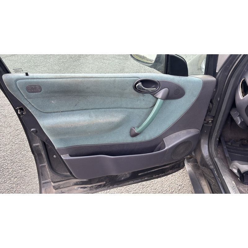 Capot MERCEDES CLASSE A 168 Photo n°15