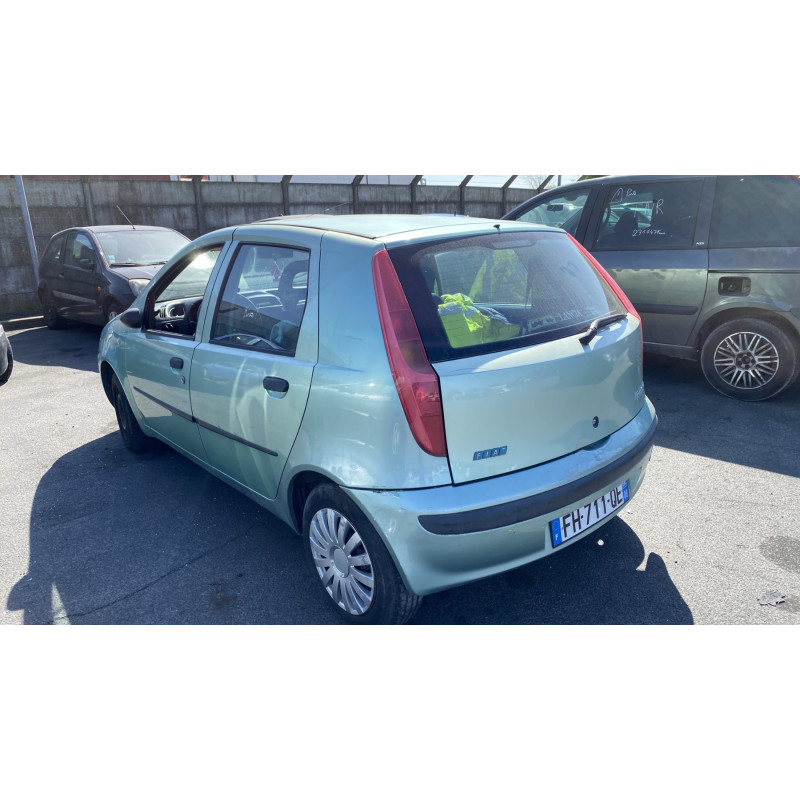 Capot FIAT PUNTO 2 Photo n°15
