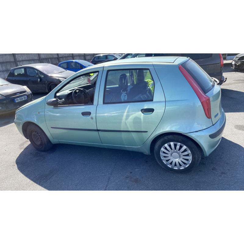 Capot FIAT PUNTO 2 Photo n°17