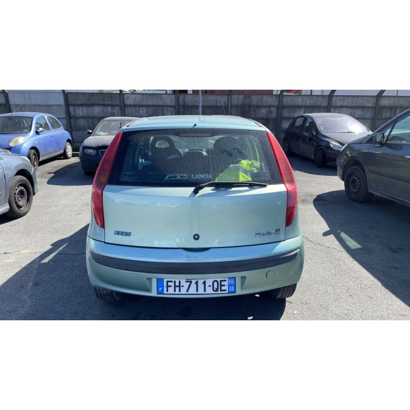 Retroviseur droit FIAT PUNTO 2 Photo n°9