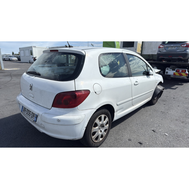 Leve vitre electrique avant gauche PEUGEOT 307 Photo n°11