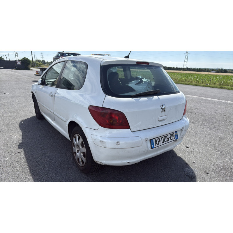 Leve vitre electrique avant gauche PEUGEOT 307 Photo n°12