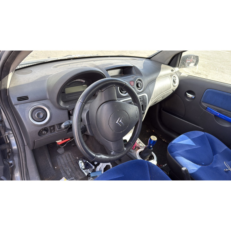 Porte avant droit CITROEN C2 Photo n°18