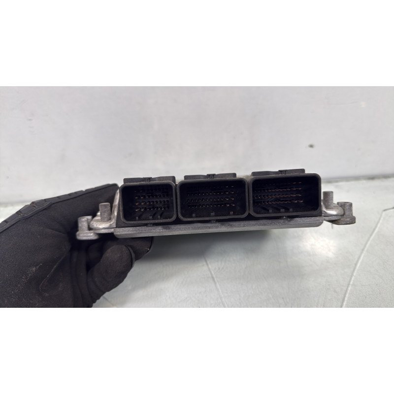 Calculateur moteur RENAULT SCENIC 1 Photo n°2