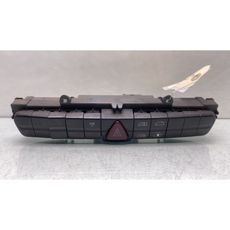 Bouton de warning MERCEDES VITO 639 Photo n°1