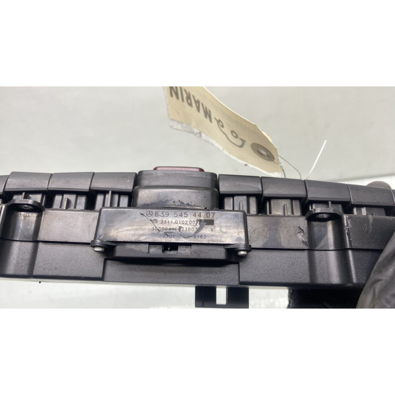 Bouton de warning MERCEDES VITO 639 Photo n°4