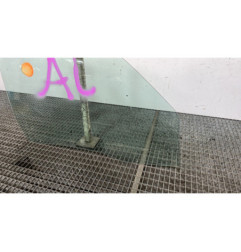 Vitre avant droit CITROEN BERLINGO 1