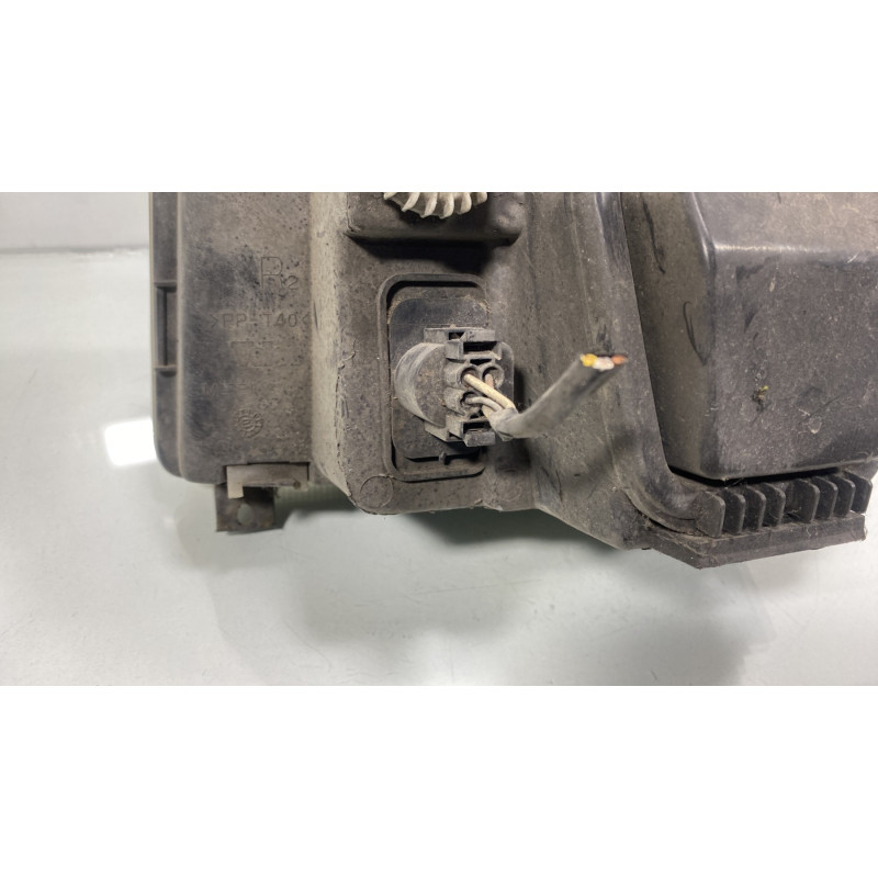 Optique avant principal droit (feux)(phare) VOLKSWAGEN CADDY 2 Photo n°9
