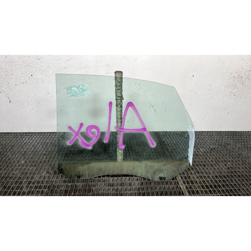 Vitre arriere droit FORD FOCUS 2 Photo n°4