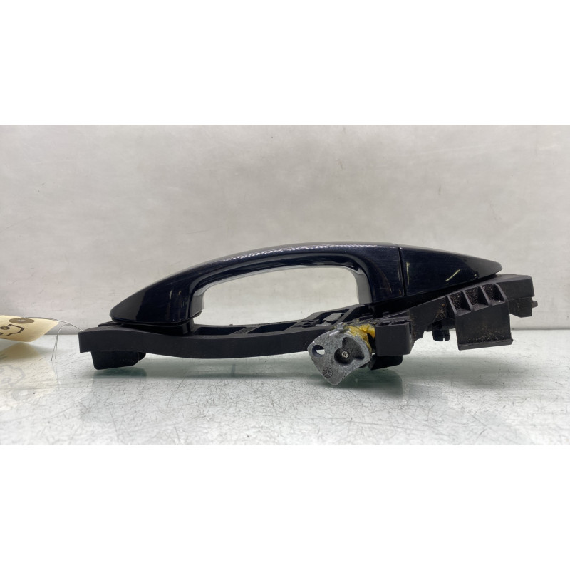 Poignee porte arriere droit FORD FIESTA 6 Photo n°3