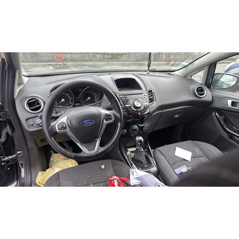 Vitre arriere droit FORD FIESTA 6 Photo n°20