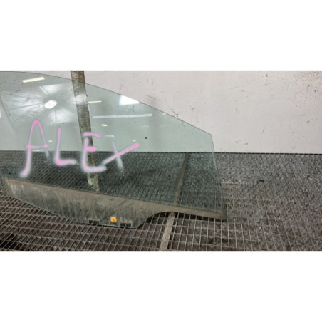 Vitre avant droit FORD FIESTA 6