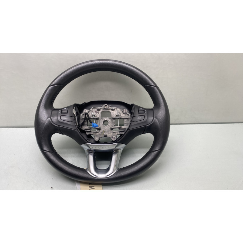 Volant PEUGEOT 2008 1 Photo n°1