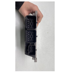 Calculateur moteur PEUGEOT 2008 1