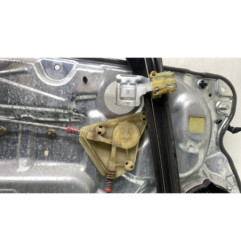 Leve vitre electrique avant droit VOLKSWAGEN POLO 4