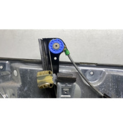 Leve vitre electrique avant droit VOLKSWAGEN POLO 4