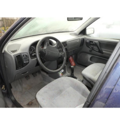 Optique avant principal droit (feux)(phare) VOLKSWAGEN POLO 3