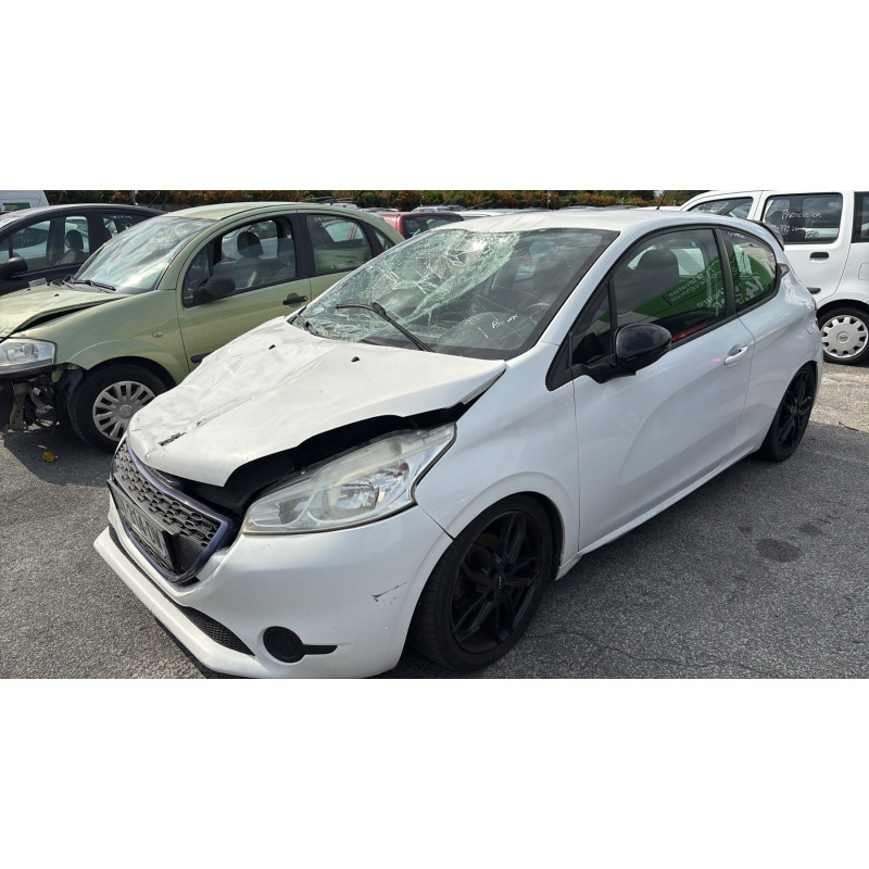 Pare choc arriere PEUGEOT 208 1 Photo n°9