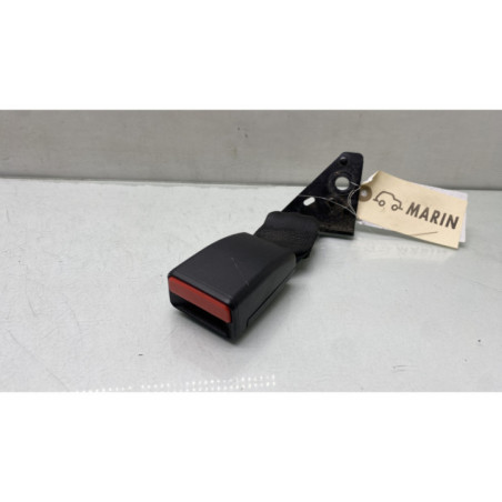 Attache ceinture arriere gauche PEUGEOT 208 1 Photo n°1