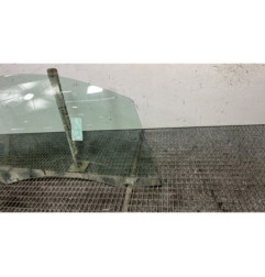 Vitre avant droit PEUGEOT 208 1