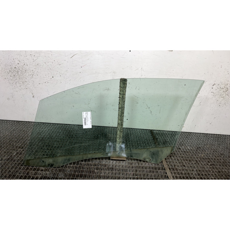Vitre avant droit PEUGEOT 208 1 Photo n°4