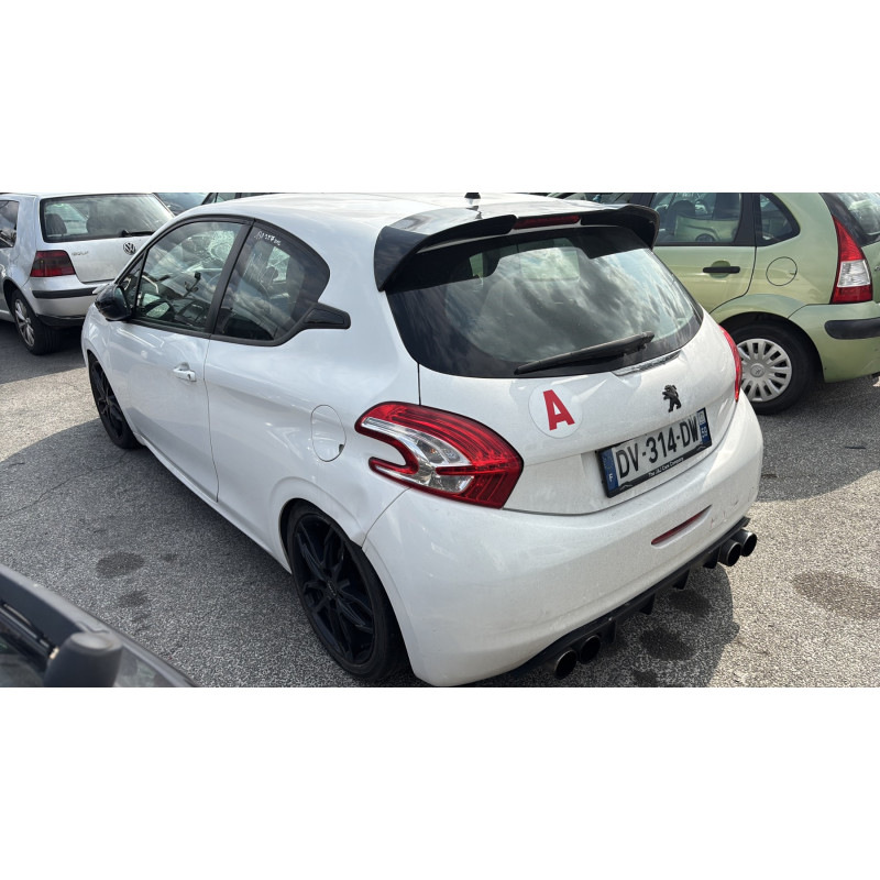 Vitre avant droit PEUGEOT 208 1 Photo n°9