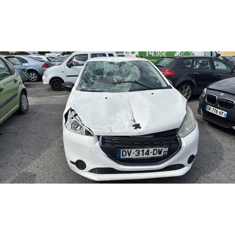 Vitre avant droit PEUGEOT 208 1 Photo n°12