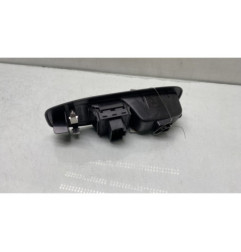 Interrupteur de leve vitre avant gauche PEUGEOT 208 1
