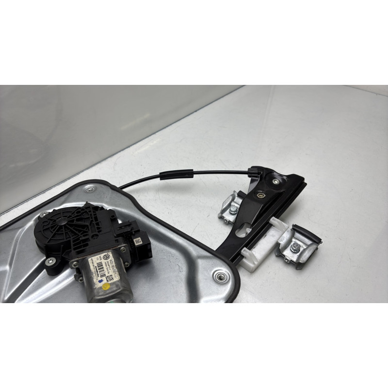 Leve vitre electrique avant droit SKODA FABIA 2 Photo n°3