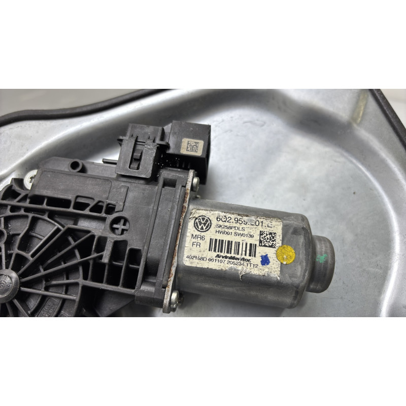 Leve vitre electrique avant droit SKODA FABIA 2 Photo n°5