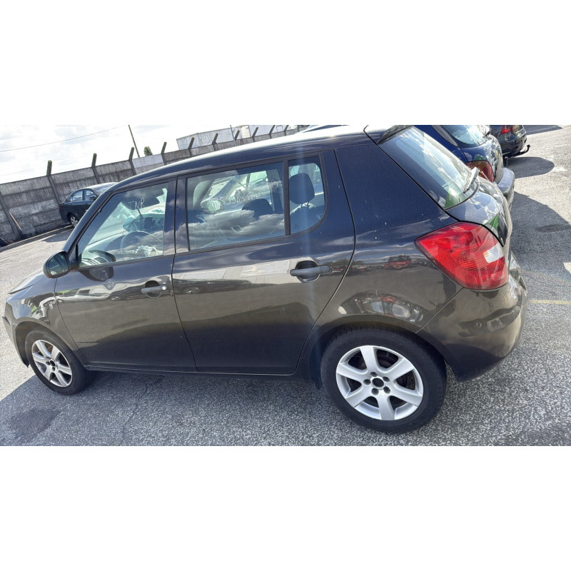 Bloc ABS (freins anti-blocage) SKODA FABIA 2 Photo n°9