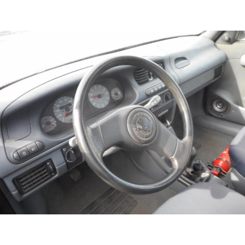 Optique avant principal gauche (feux)(phare) SKODA FELICIA Photo n°20