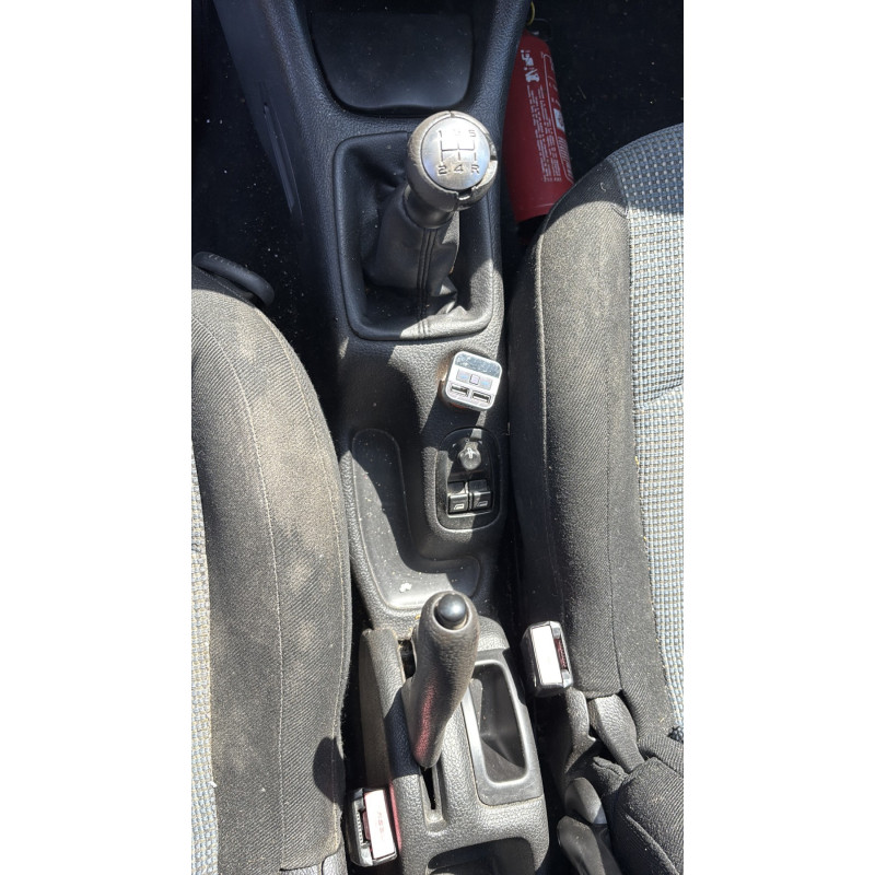 Boitier BSI PEUGEOT 206 Photo n°20