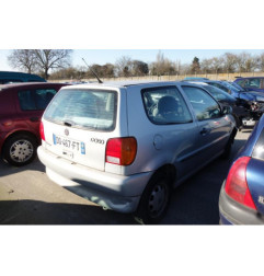Optique avant principal droit (feux)(phare) VOLKSWAGEN POLO 3