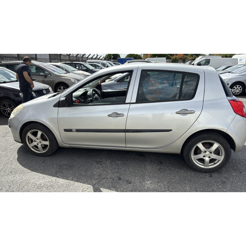Boite de vitesses RENAULT CLIO 3 Photo n°9