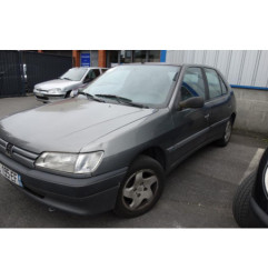 Optique avant principal droit (feux)(phare) PEUGEOT 306