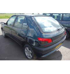 Boitier de prechauffage PEUGEOT 306