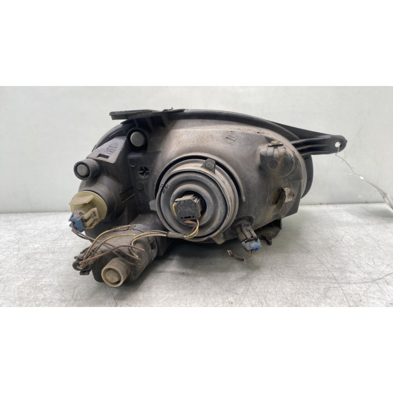 Optique avant principal gauche (feux)(phare) OPEL CORSA B Photo n°4