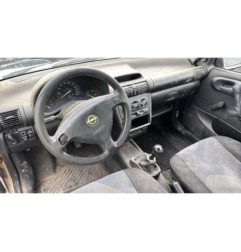 Optique avant principal gauche (feux)(phare) OPEL CORSA B