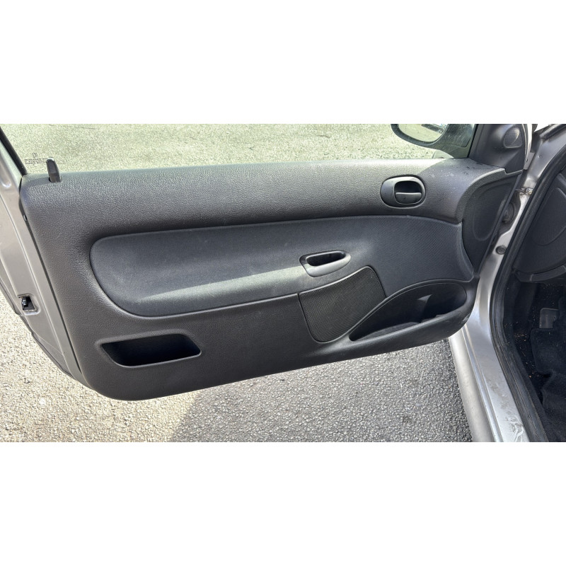 Boitier BSI PEUGEOT 206 Photo n°13