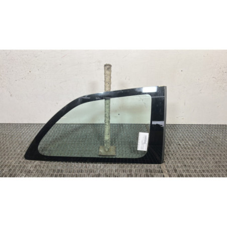 Custode arriere droit TOYOTA YARIS 2 Photo n°1
