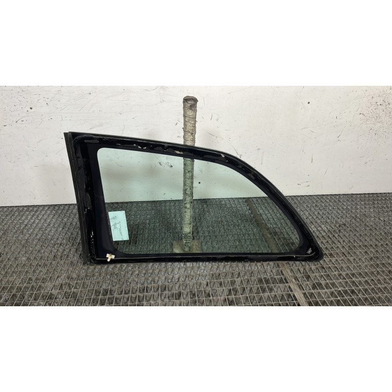 Custode arriere droit TOYOTA YARIS 2 Photo n°4