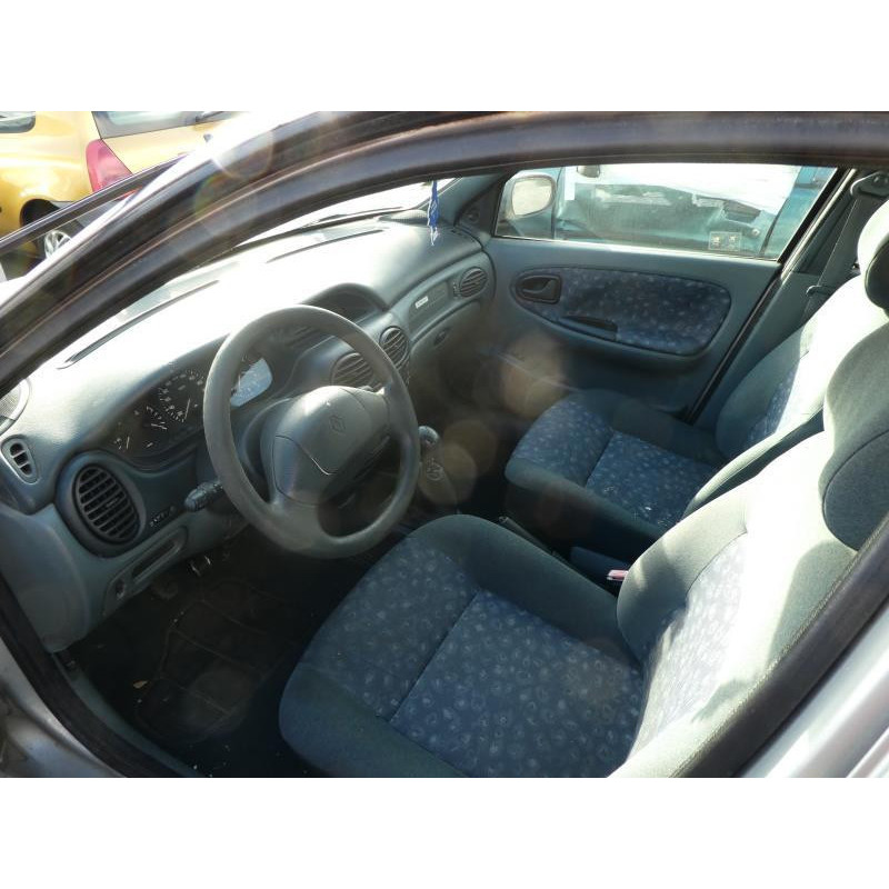 Optique avant principal droit (feux)(phare) RENAULT MEGANE 1 Photo n°21