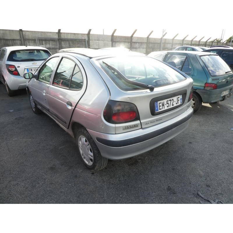 Optique avant principal droit (feux)(phare) RENAULT MEGANE 1 Photo n°23
