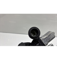 Leve vitre electrique avant droit TOYOTA YARIS 2