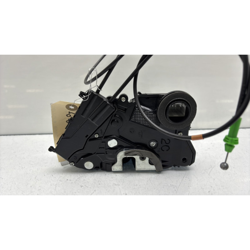 Serrure avant droit TOYOTA YARIS 2 Photo n°4
