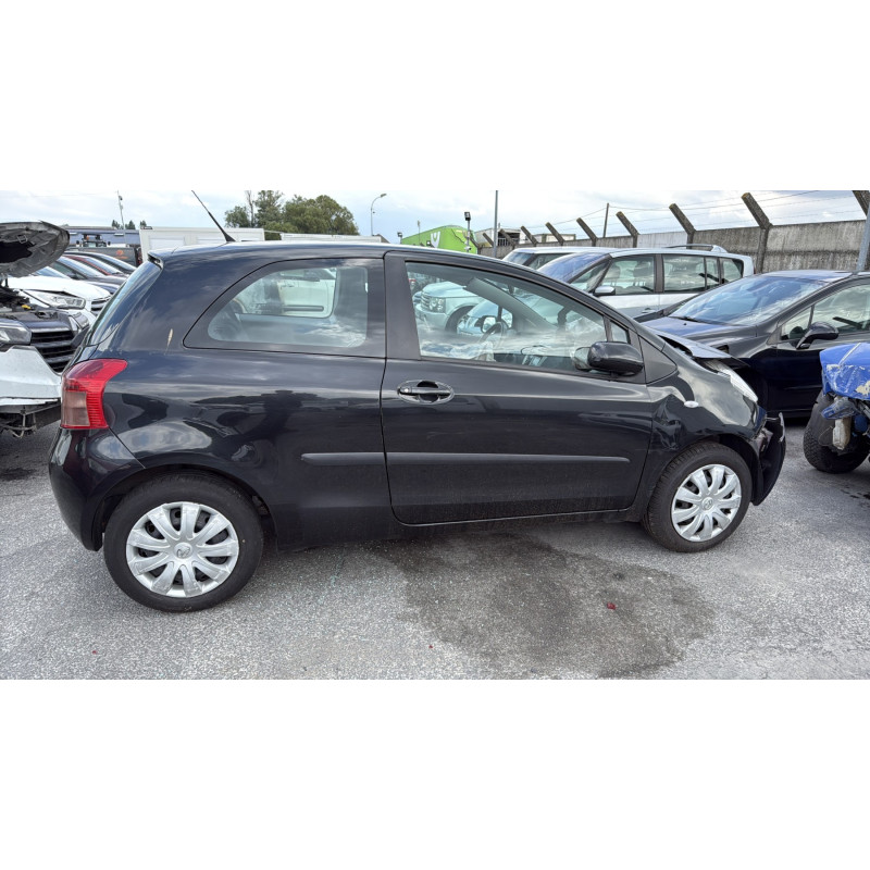 Serrure de coffre TOYOTA YARIS 2 Photo n°20