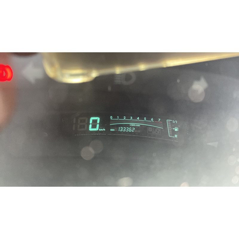 Verin de coffre TOYOTA YARIS 2 Photo n°15