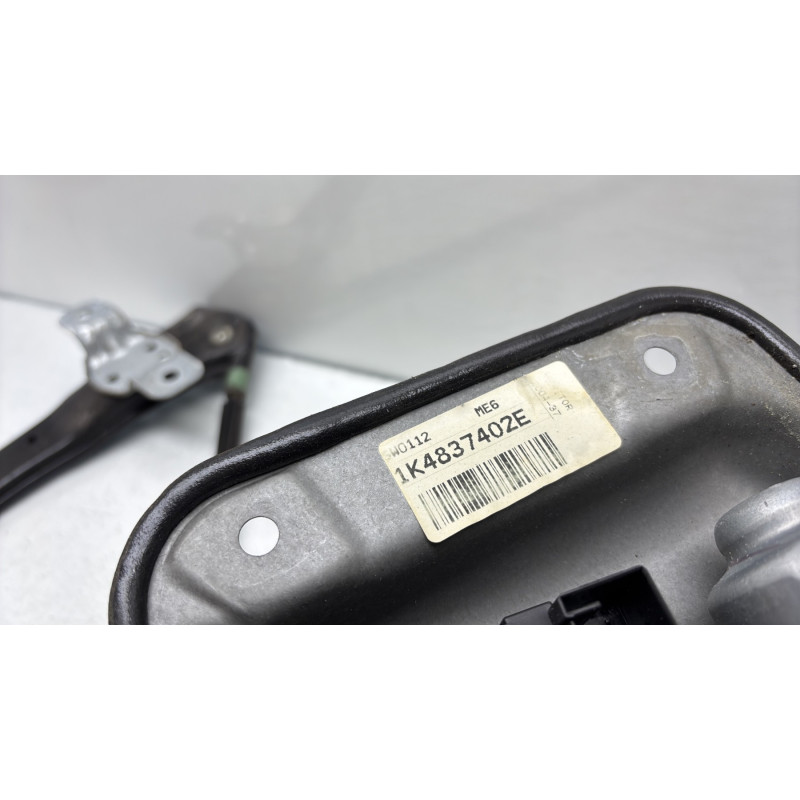 Leve vitre electrique avant droit VOLKSWAGEN GOLF 5 Photo n°6